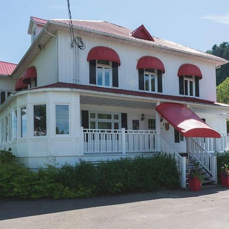 Auberge La Courtepointe Петіт-Рів'єр-Сен-Франсуа Екстер'єр фото