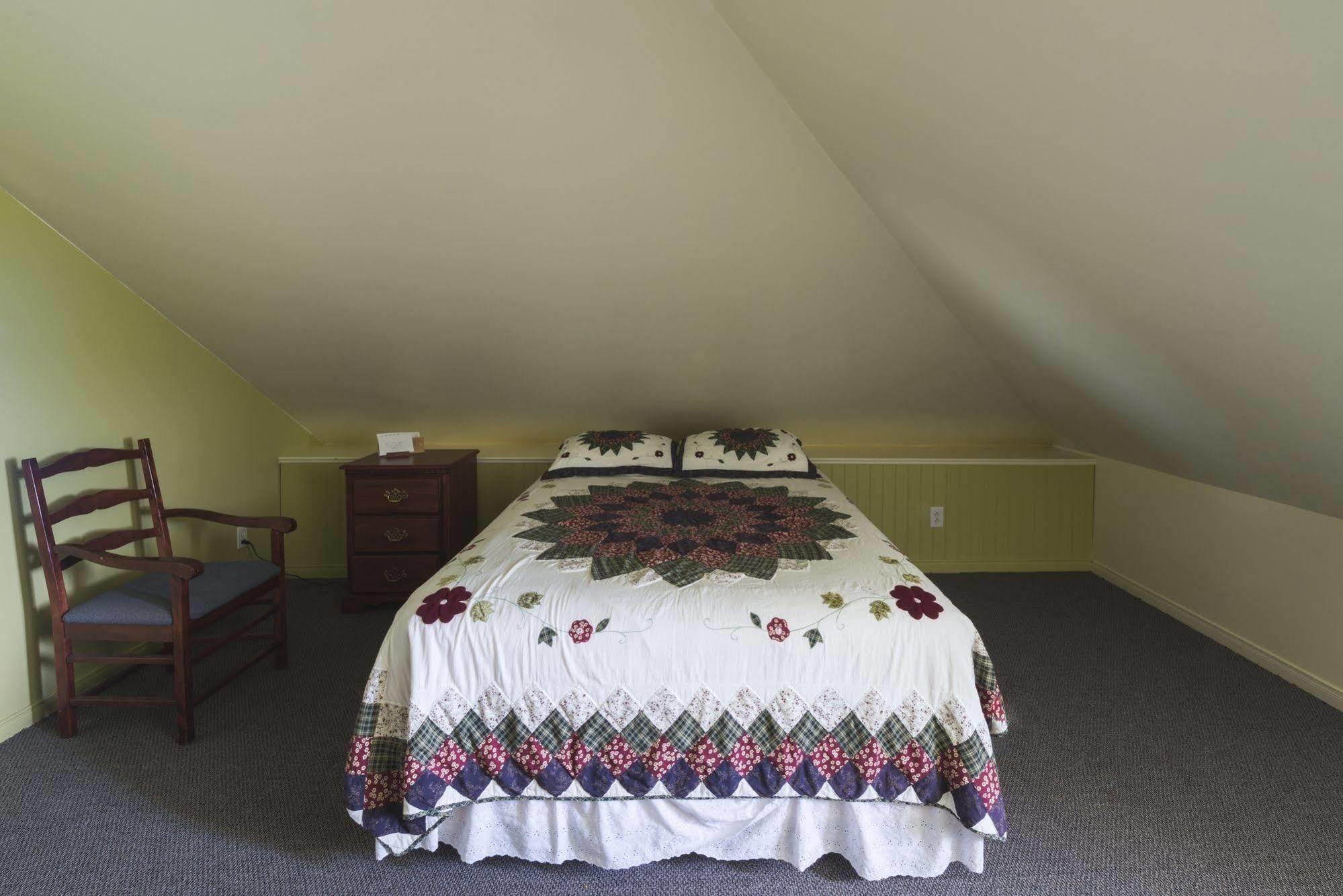 Auberge La Courtepointe Петіт-Рів'єр-Сен-Франсуа Екстер'єр фото
