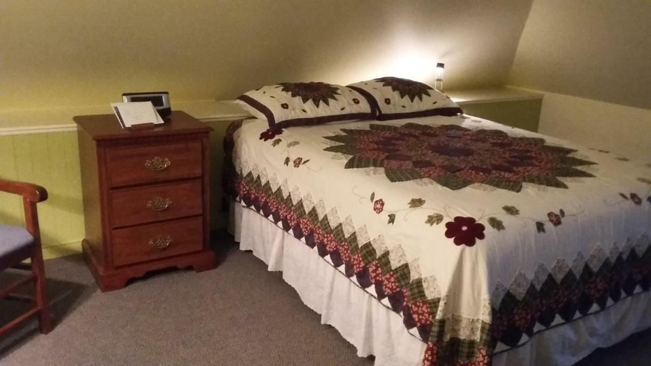 Auberge La Courtepointe Петіт-Рів'єр-Сен-Франсуа Екстер'єр фото